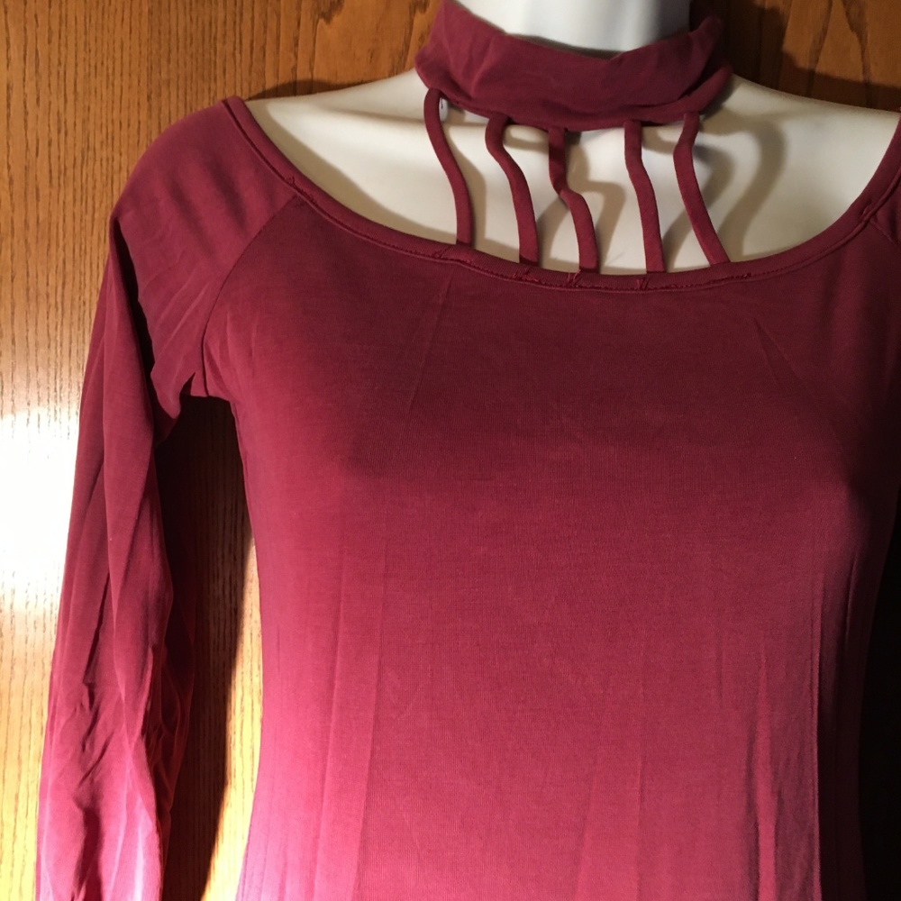 DRESS UP TONIGHT COCO AVANTE SIZE MEDIUM MAROON - Picture 2 of 8